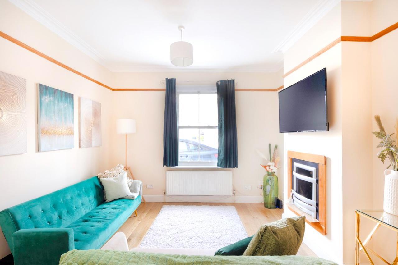Stylish House In Wimbledon Βίλα Λονδίνο Εξωτερικό φωτογραφία